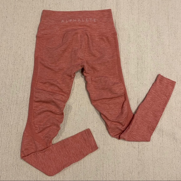 Alphalete Aero rose pink seamless leggings small - Picture 4 of 11